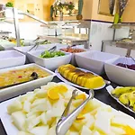 Vista Oasis منتزه العطل 2*