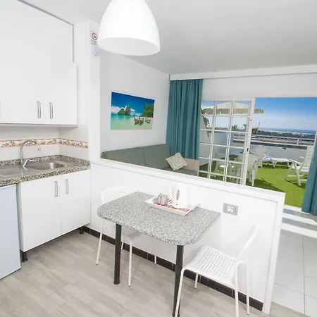 Vista Oasis 2*